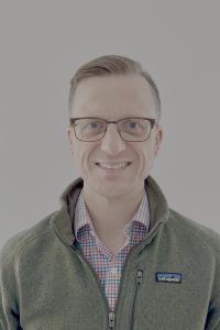 Headshot of Andrew Maxfield